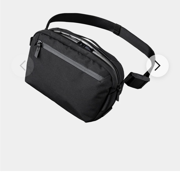 NWT Alpaka Go Sling Mini V2